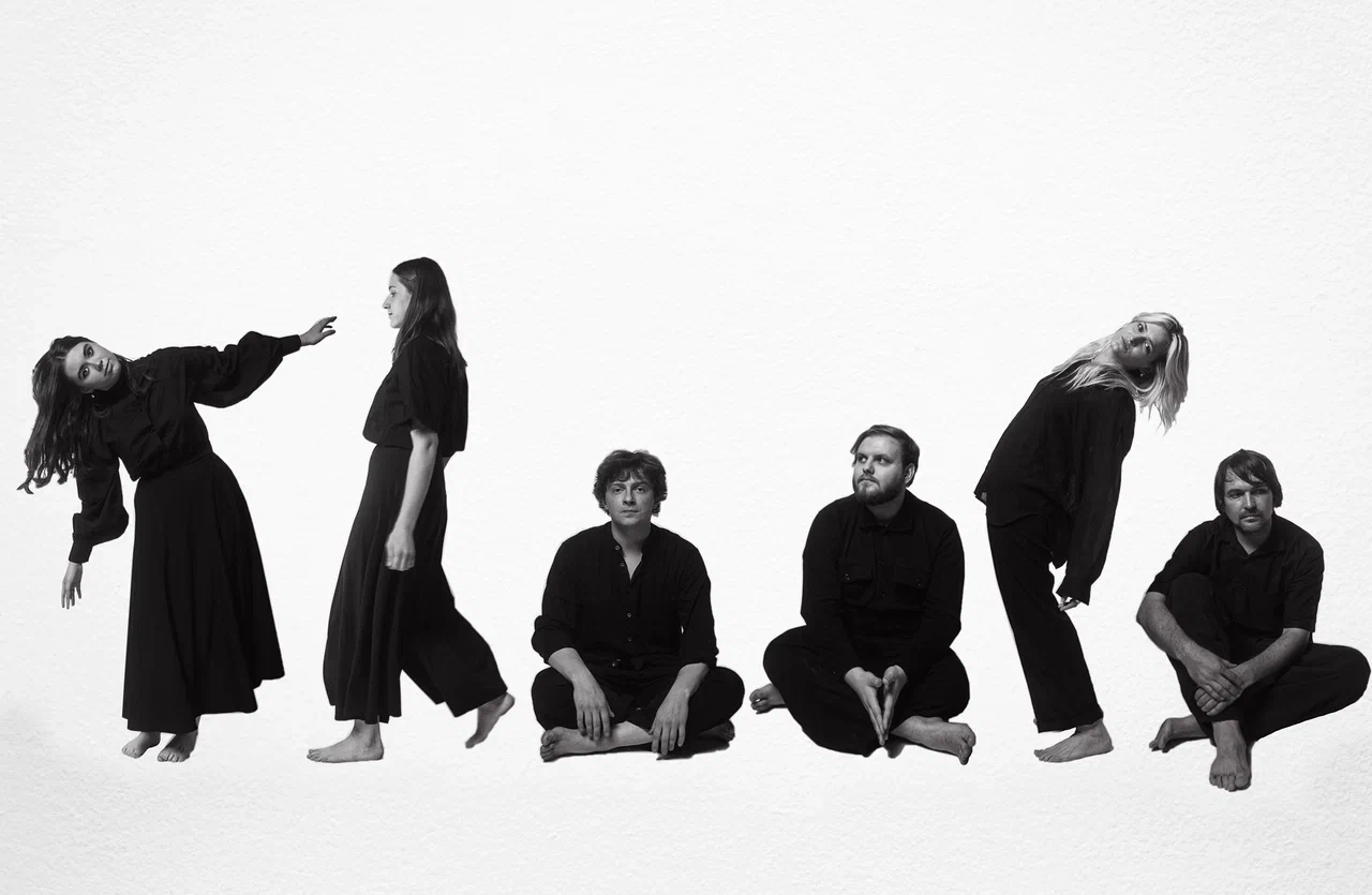 Бонд с кнопкой