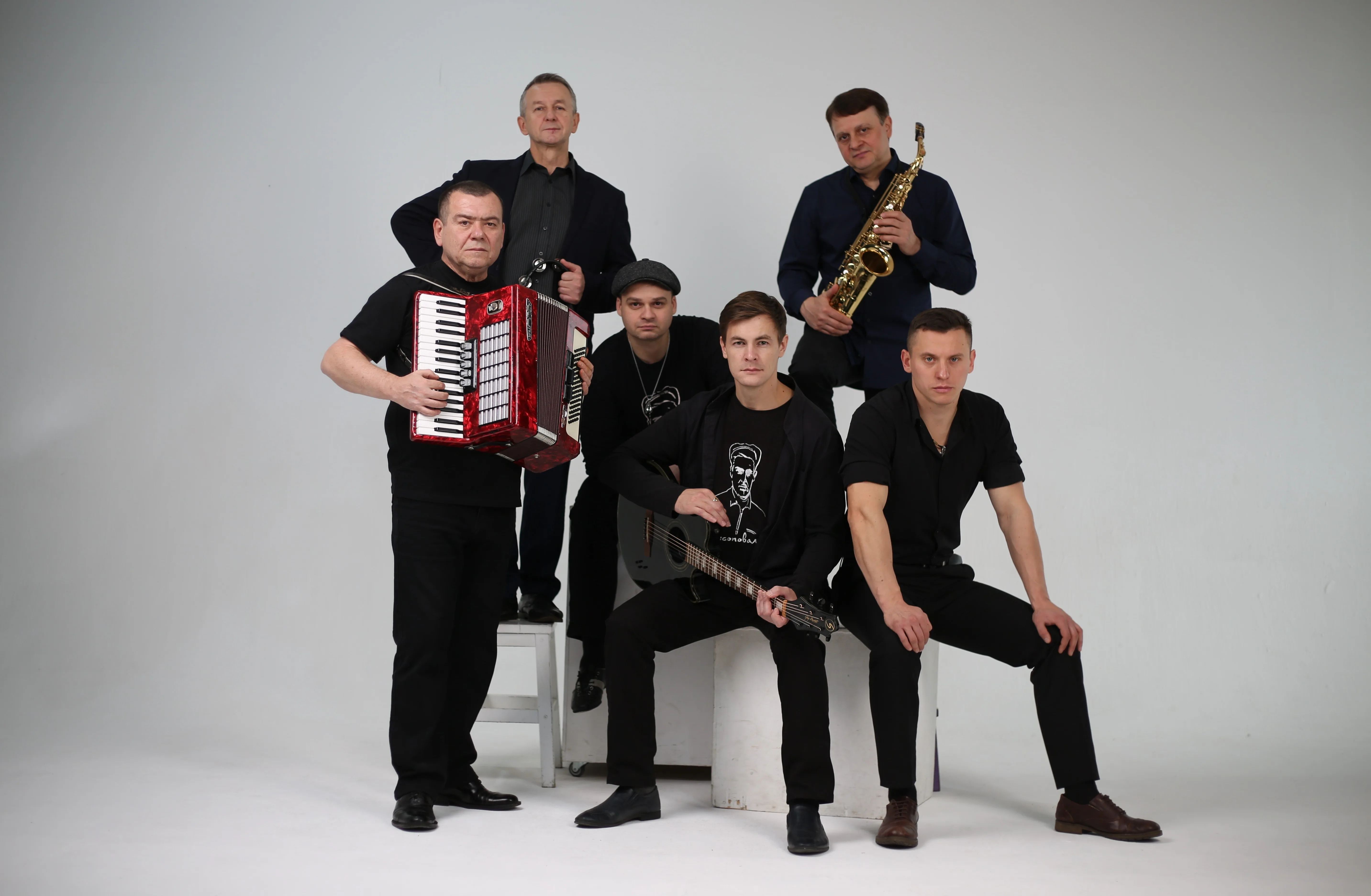 Александр Добронравов и группа «Лесоповал»